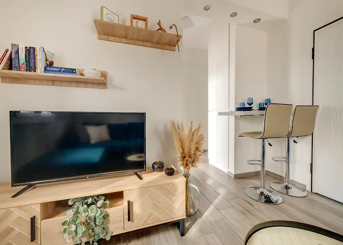 The Book * Mégas Yialós-Nítes